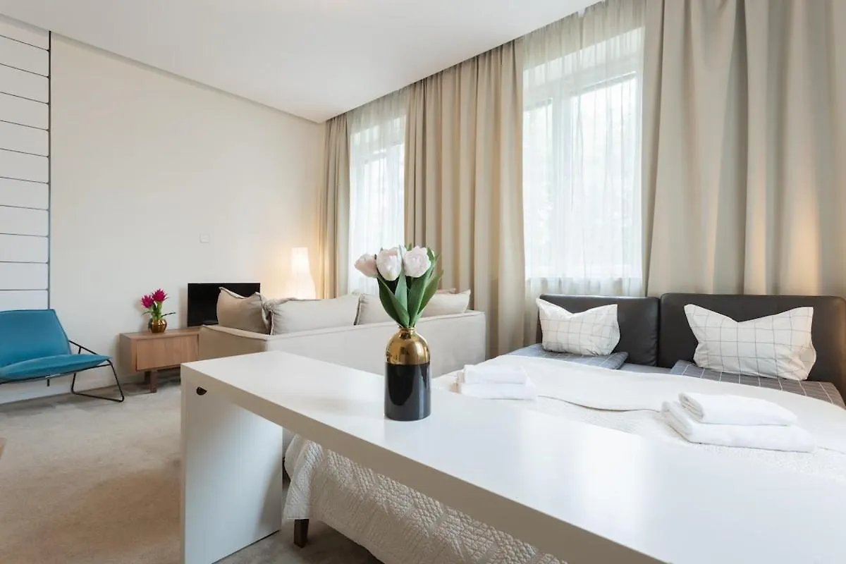 Chic Apartments - Cozy Studio - Central Location - Plac Konstytucji Варшава Польша